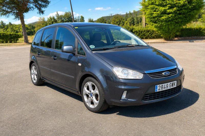 Ford C-MAX 2010 - foto 1