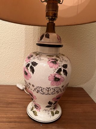 Lámpara de mesa cerámica floral