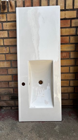 Lavabo cuadrado blanco de porcelana