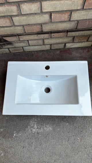 Lavabo cuadrado blanco de porcelana