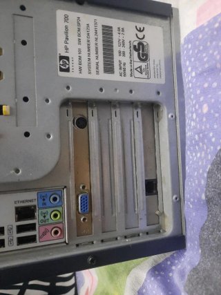 Torre PC HP Pentium 4 Radeon 9000