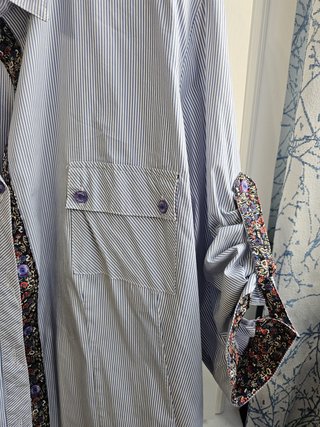 Camisa marca Facto Rayas Celestes y Blancas