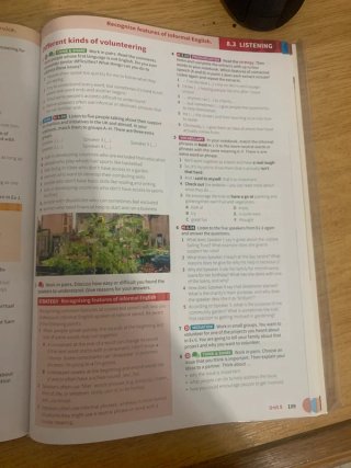 Life Vision Upper Intermediate Students Book (S...