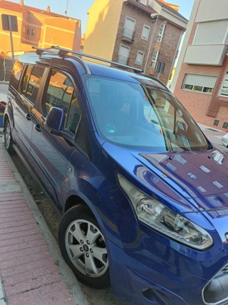 Ford Grand Tourneo Connec 2016