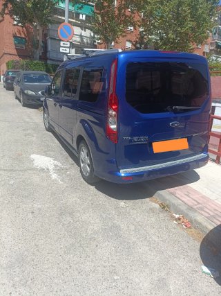 Ford Grand Tourneo Connec 2016