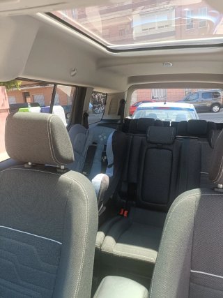 Ford Grand Tourneo Connec 2016