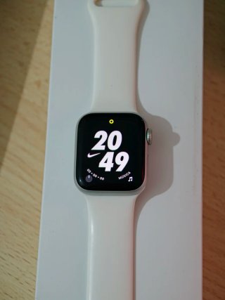 iPhone 15 Pro Max 256GB + Apple Watch SE 2022 PACK