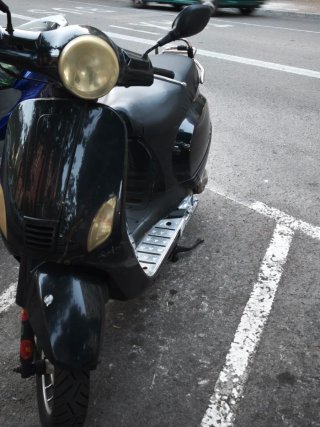 Moto Scooter 125cc Negra