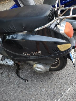 Moto Scooter 125cc Negra