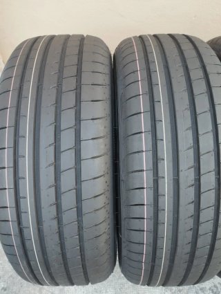 Neumáticos Goodyear 235/55 R18 100V
