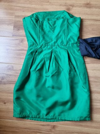 Vestido Zara verde con lazo negro Talla M