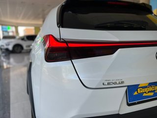 Lexus UX BUSINESS  2.0 HYBRID  184cv auto
