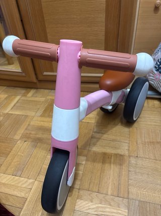 Bicicleta equilibrio 3 ruedas rosa