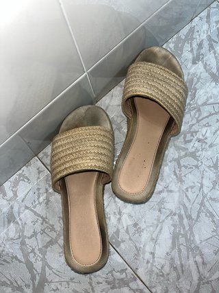 Sandalias esparto plataforma beige