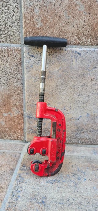 Cortatubos 1/8-2 Drop Forged Steel