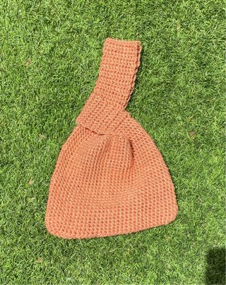 Bolso nudo japonés