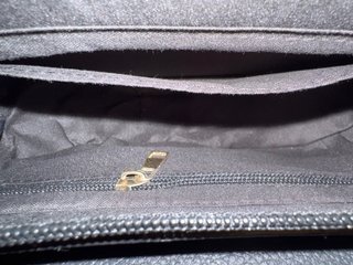 Borsa Tracolla Nera Trapuntata Dettagli Oro