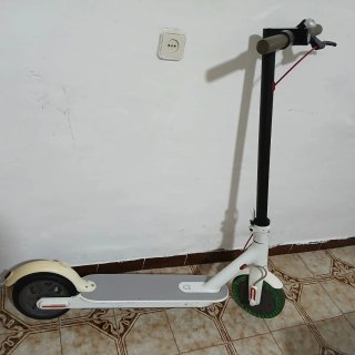 Patinete eléctrico blanco Xiaomi