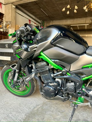 Kawasaki Z900