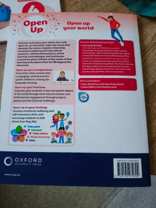 Open Up 4 Course Book (Spain)