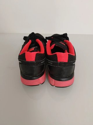 Tenis Nike Dual Fusion Negro y  flúor
