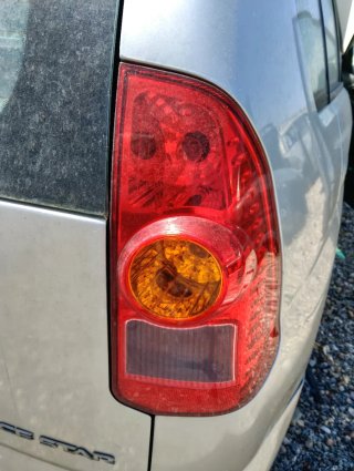 Piloto derecho Mitsubishi Space Star