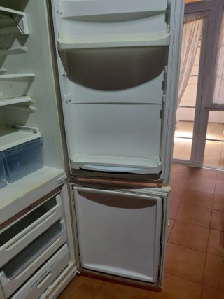 Frigorífico Whirlpool blanco