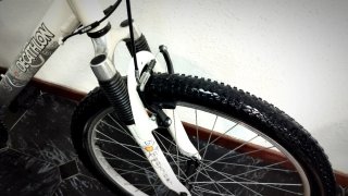 ROCKRIDER 5.1 MOUNTAIN BIKE.