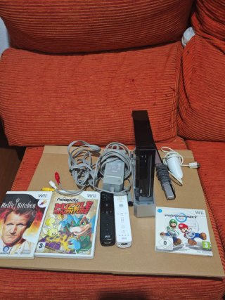 Pack Wii Negra + Juegos y Mandos