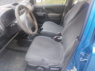 Suzuki Ignis 2003
