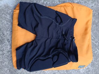 Peto protección DH Descenso Skate regalo pantalon