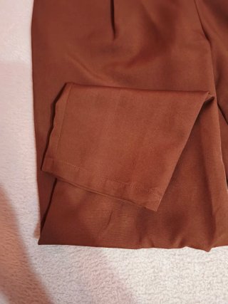Pantalones vestir marrones amplios