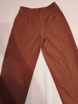 Pantalones vestir marrones amplios