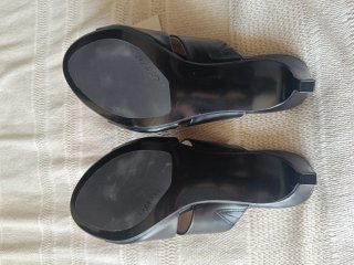 Sandalias tacón Calvin Klein negras