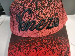 Cappello Venezia nuovo con cartellino