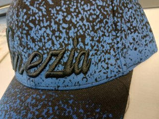 Cappello Venezia nuovo con cartellino