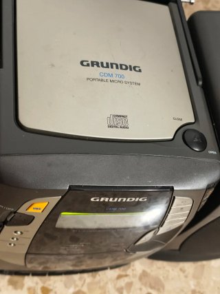 Equipo de Sonido Grundig