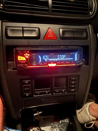 Radio JVC para coche