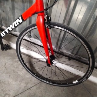 Bicicleta Carretera B'Twin Triban Roja