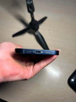 “PRECIO NEGOCIABLE” iPhone 12 64GB Midnight
