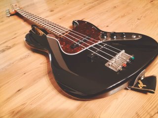 Squier Jazz Bass Classic Vibe 60s Negro