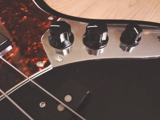 Squier Jazz Bass Classic Vibe 60s Negro