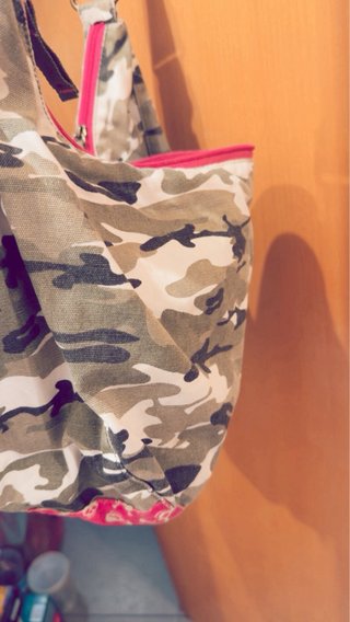 Bolso camuflaje rosa calavera
