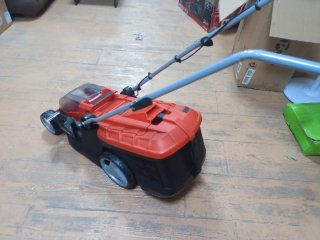 Nuovo tosaerba Einhell con 2 batterie