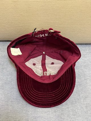Cappello Pinko Velluto con Strass