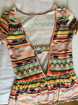 Mini vestido espalda abierta estampado