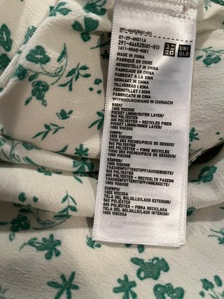Vestido Uniqlo floral viscosa