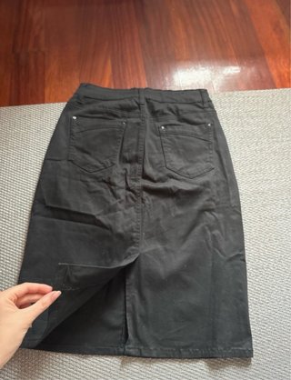 Falda midi vaquera negra talla M/44