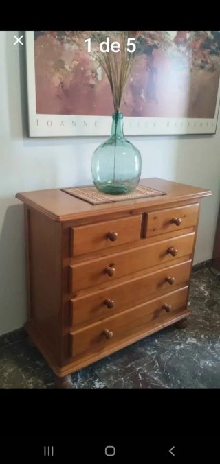 Cómoda grande de madera maciza