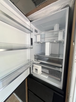 Frigorífico Haier Cristal Negro 70cm